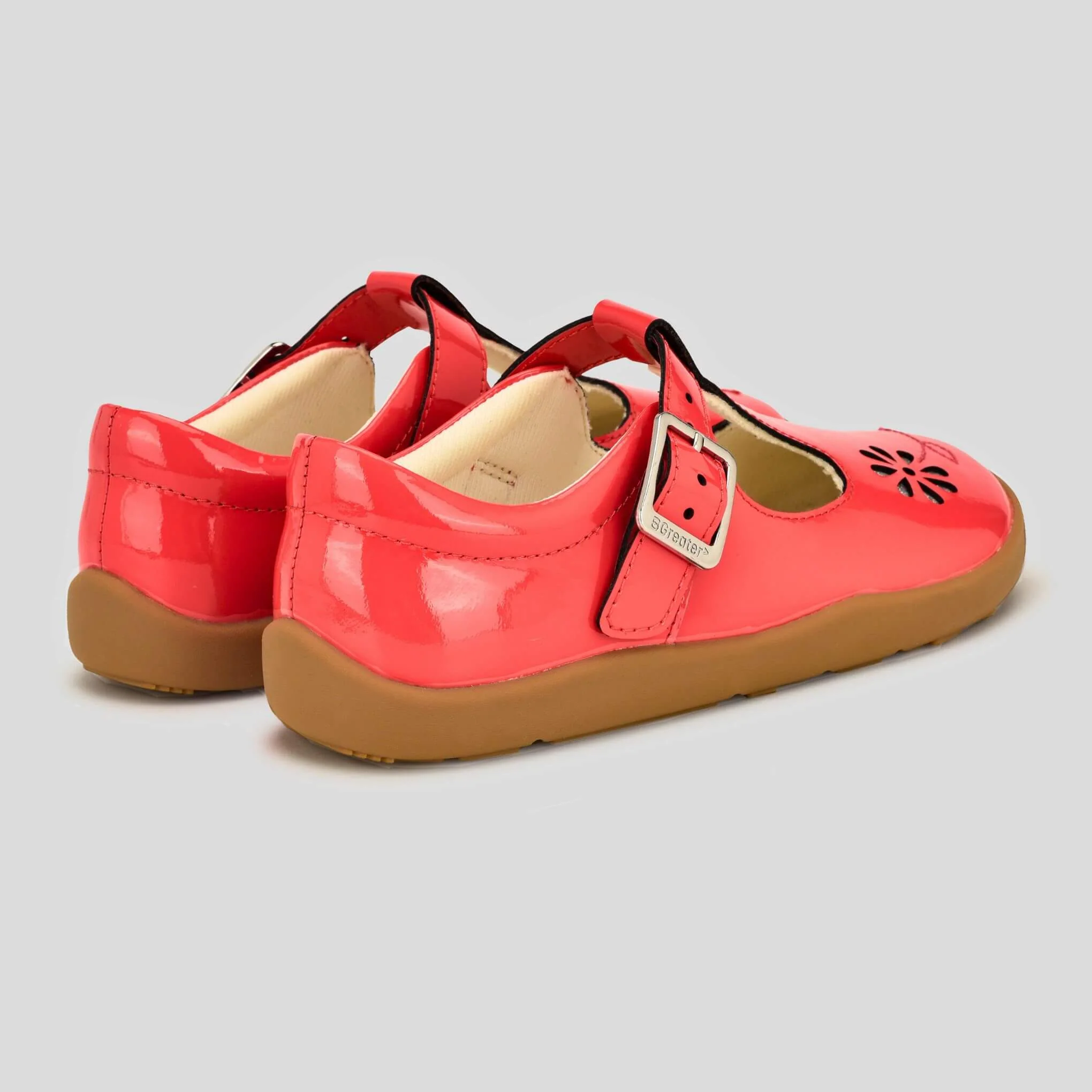 Marie - Red - Image 10